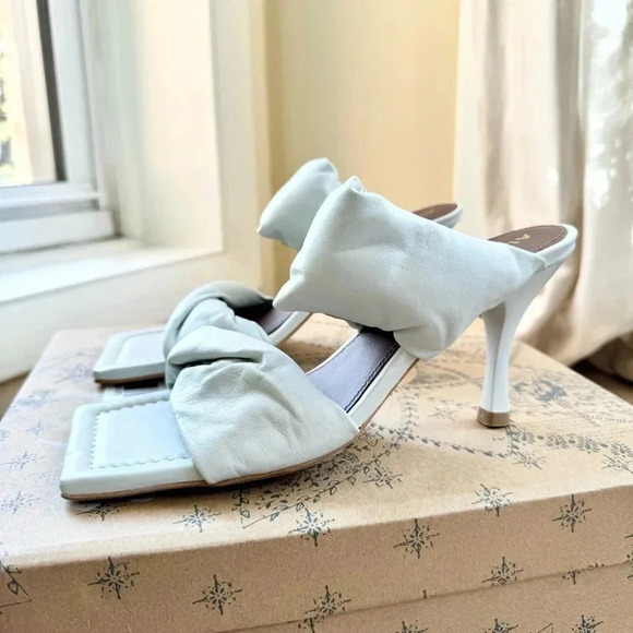 New Free People Alohas Natasha Puffy Mule Heels Sandals White US 6.5 / EUR 37 - Picture 9 of 14